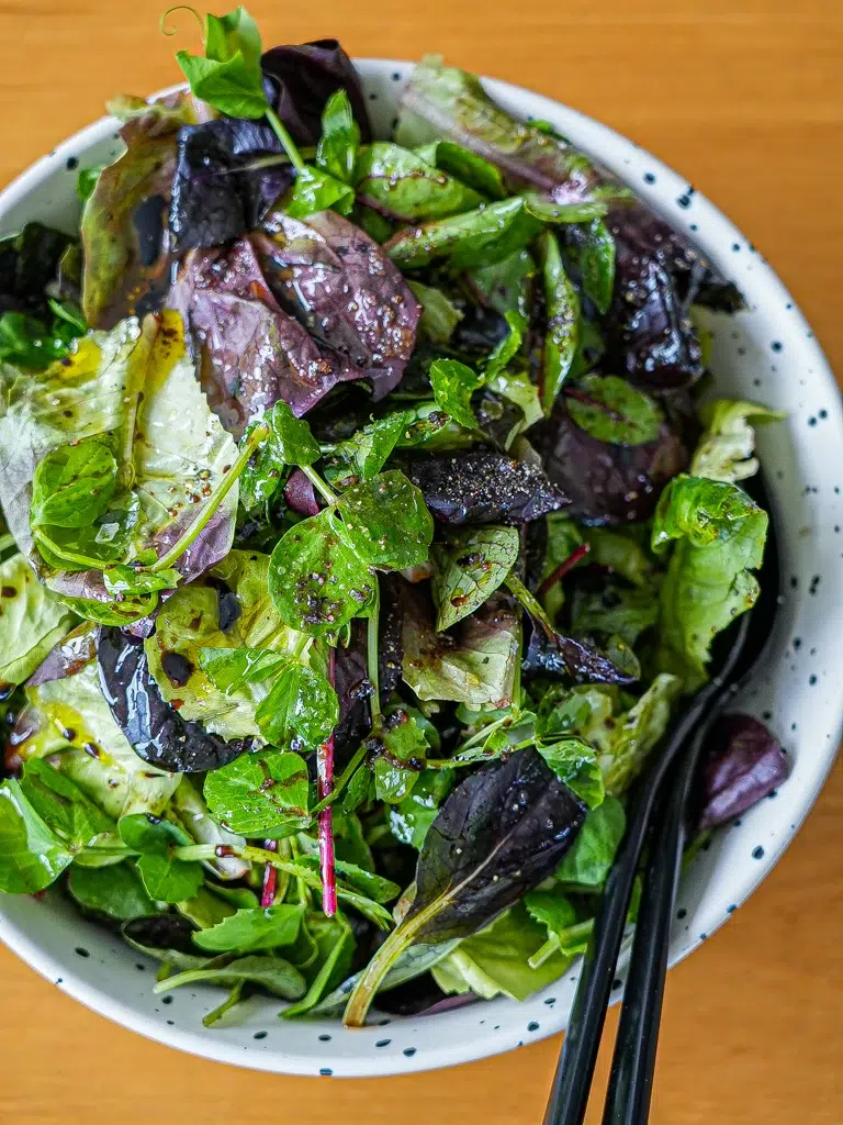 Green Leafy Salad with Balsamic Dressing