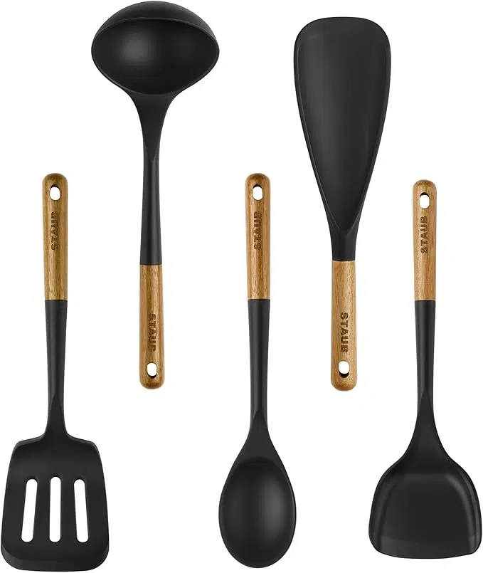 staub kitchen utensils