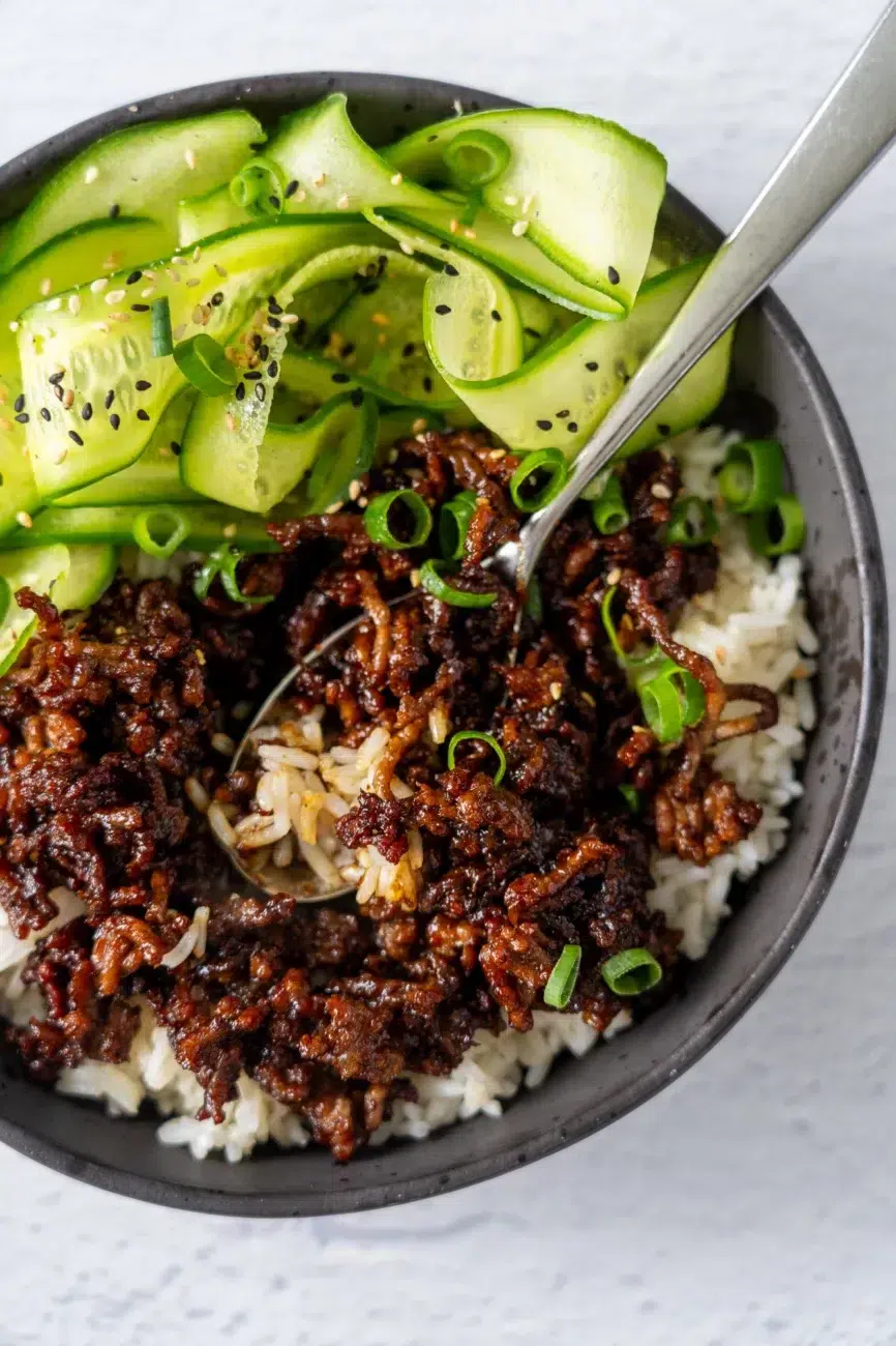 Peking-style Beef with Cucumber Ribbons